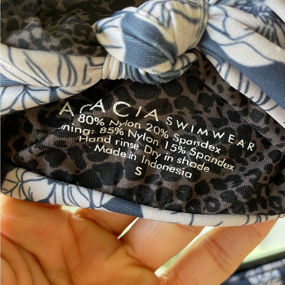 SOLD Acacia set Blue Magnolia sz Small - Picture 4 of 4